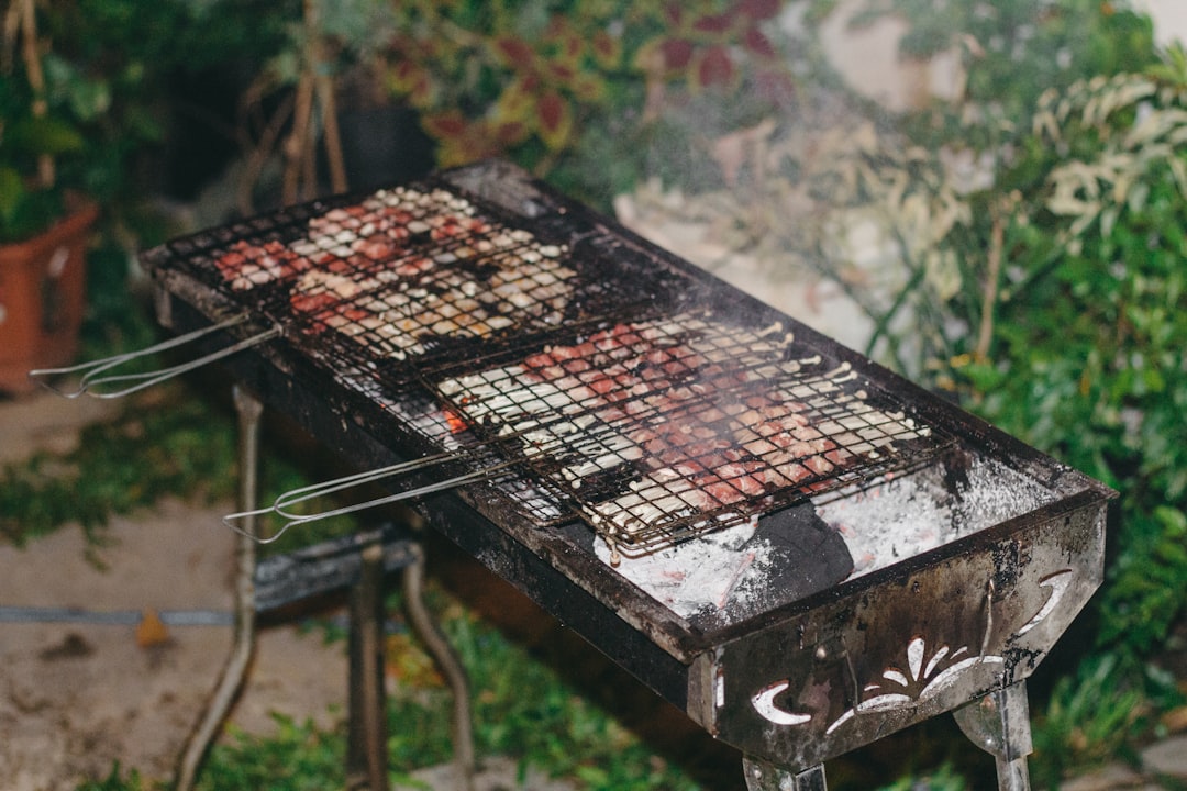 découvrez notre recette délicieuse de ribs au barbecue, tendre et savoureuse, parfaite pour vos repas en plein air et vos moments conviviaux.